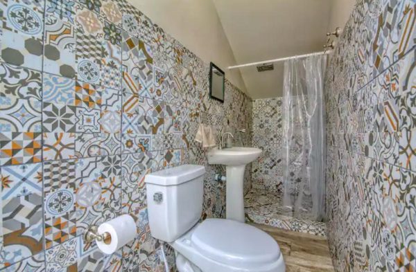 Prime Investment Opportunity: Luxury 4-Bedroom Home Near Jaco Beach – Perfect for Airbnb Excellence - Imagen 19